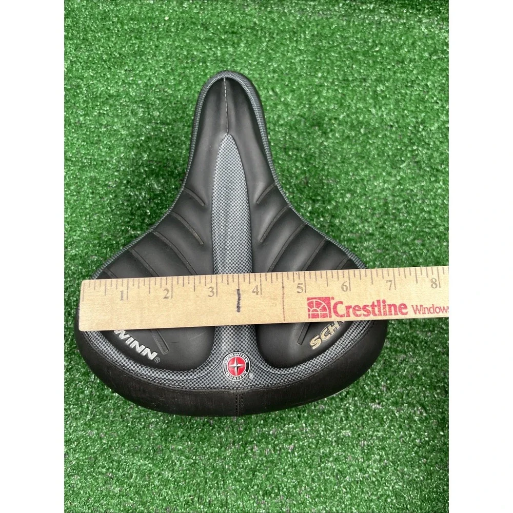 Schwinn Bicycle Seat VELO‎ Cushioned Comfortable Padding Saddle Black